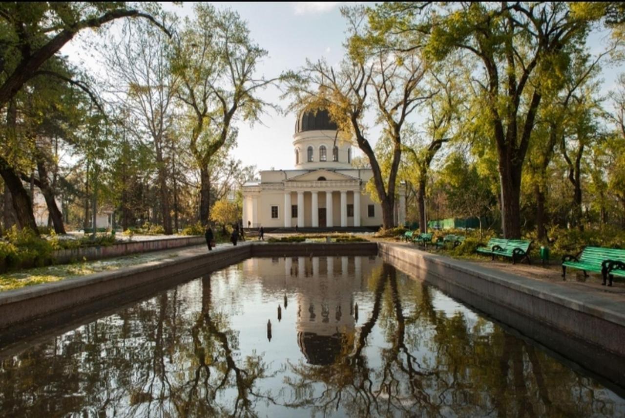 Ultracentral Armeneasca Street Chisinau Eksteriør bilde